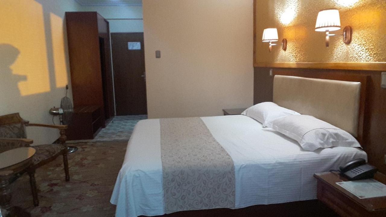 Hotel Pekin 伊基克 外观 照片